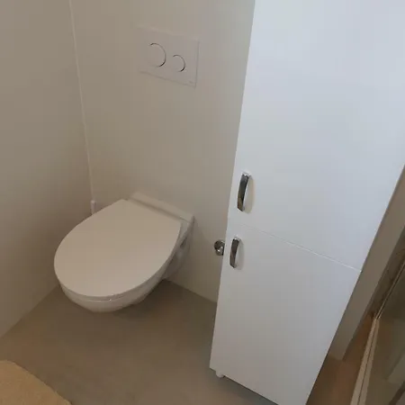Luxanni 2 - Near Sandy Beach & Marina Podstrana